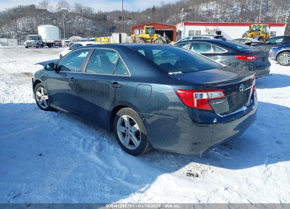 2014 TOYOTA CAMRY SE VIN: 4T1BF1FK7EU469099