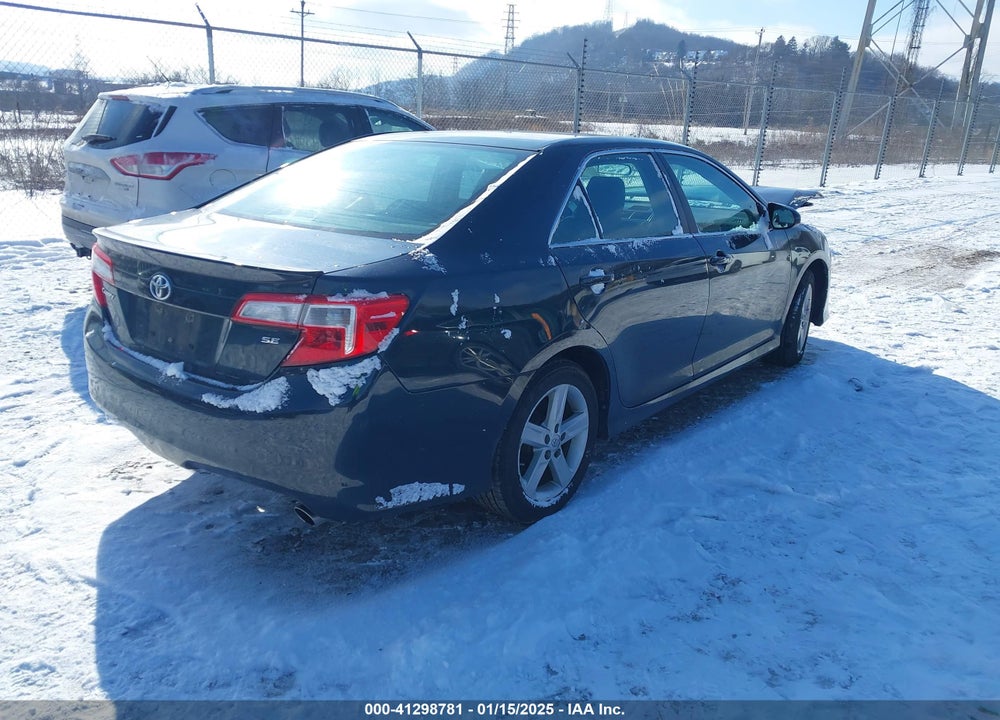 2014 TOYOTA CAMRY SE VIN: 4T1BF1FK7EU469099
