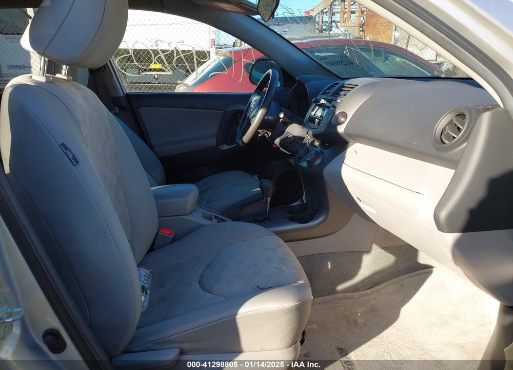 2011 TOYOTA RAV4 VIN: 2T3BF4DV2BW165261