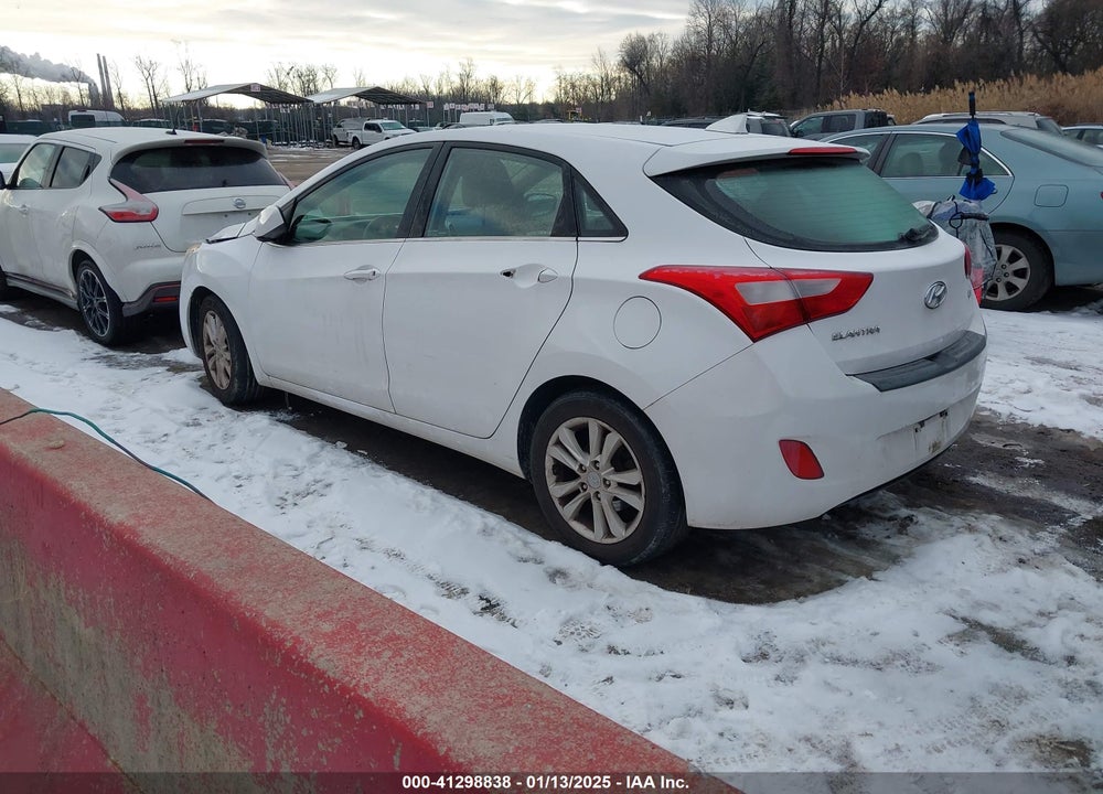 2013 HYUNDAI ELANTRA GT VIN: KMHD35LE0DU126429