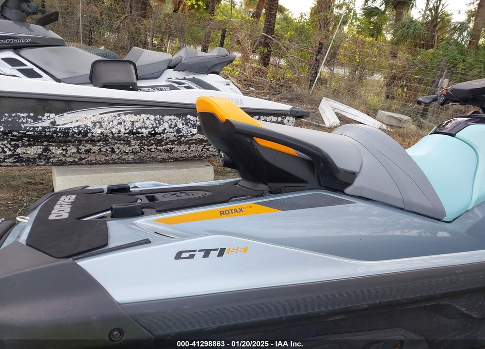 2023 SEA DOO GTI VIN: YDV78167C323