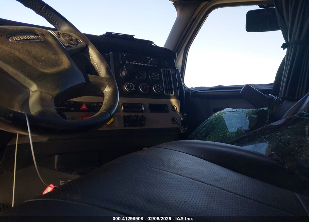 2024 FREIGHTLINER CASCADIA 126 VIN: 3AKJHHDR7RSVF3785