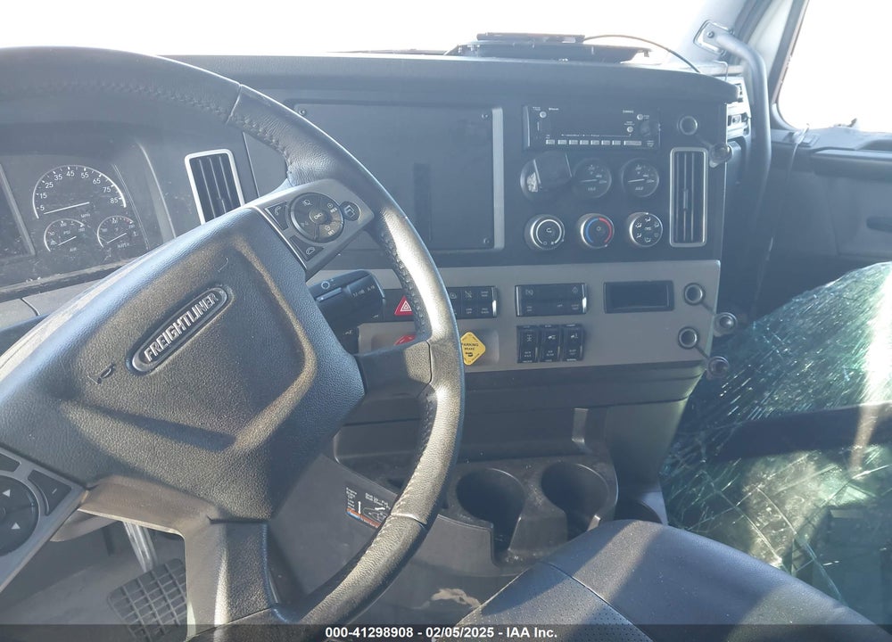2024 FREIGHTLINER CASCADIA 126 VIN: 3AKJHHDR7RSVF3785