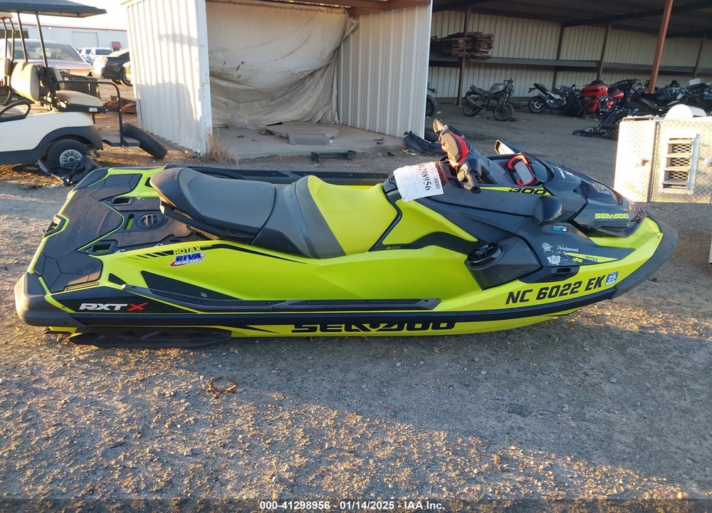 2019 SEA DOO RXT-300 VIN: YDV08750L819