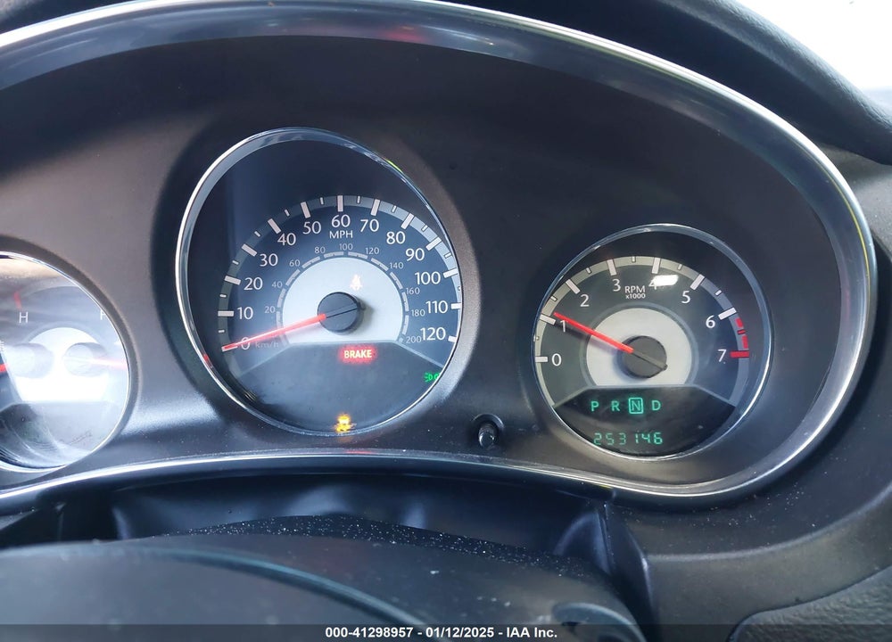 2013 CHRYSLER 200 VIN: 1C3CCBCGXDN577821
