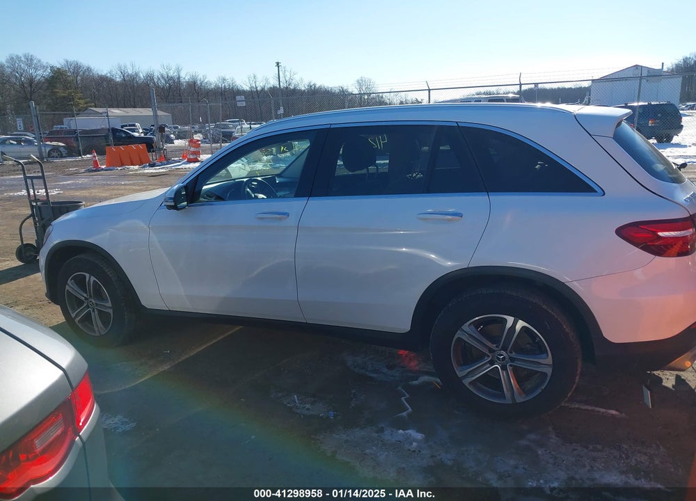 2019 MERCEDES-BENZ GLC 300 4MATIC VIN: WDC0G4KB4KF594443