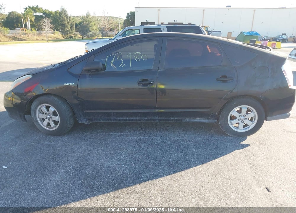 2006 TOYOTA PRIUS VIN: JTDKB20U063131955