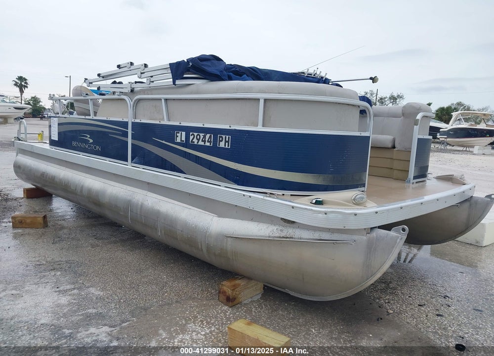 2012 BENNINGTON OTHER VIN: ETW79504B212