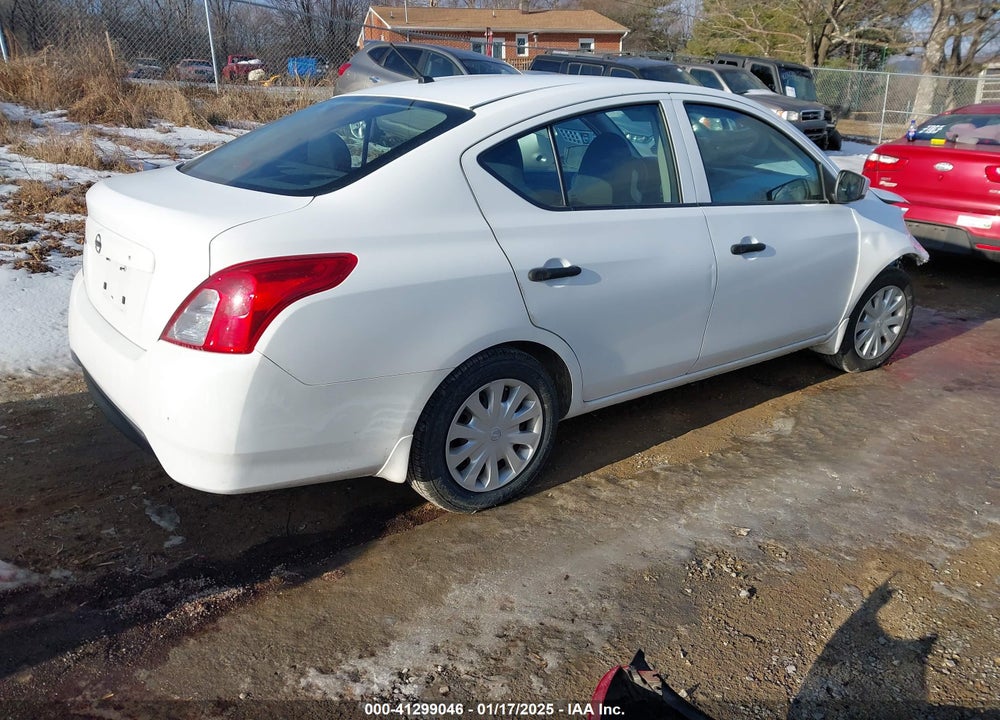2016 NISSAN VERSA VIN: 3N1CN7AP9GL894132