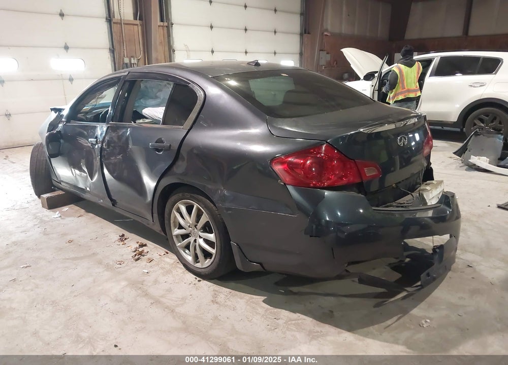 2007 INFINITI G35X VIN: JNKBV61F67M818267