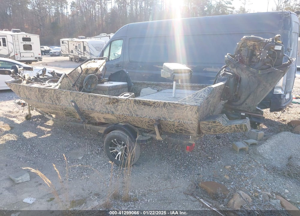 2024 LOWE BASSBOAT VIN: LWC008361324