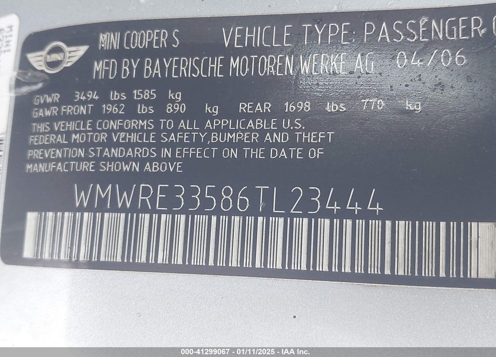 2006 MINI COOPER S VIN: WMWRE33586TL23444