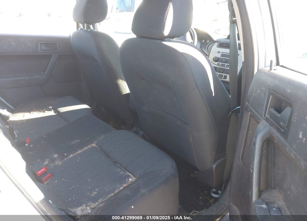 2008 FORD FOCUS VIN: 1FAHP35N58W142766