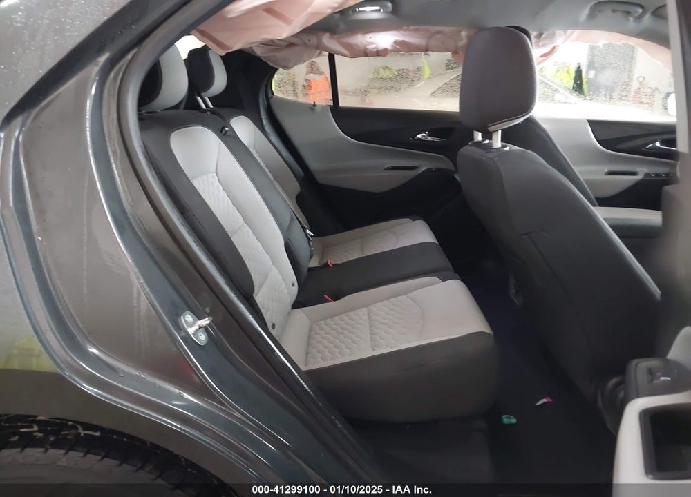 2018 CHEVROLET EQUINOX LT VIN: 2GNAXJEV5J6328590