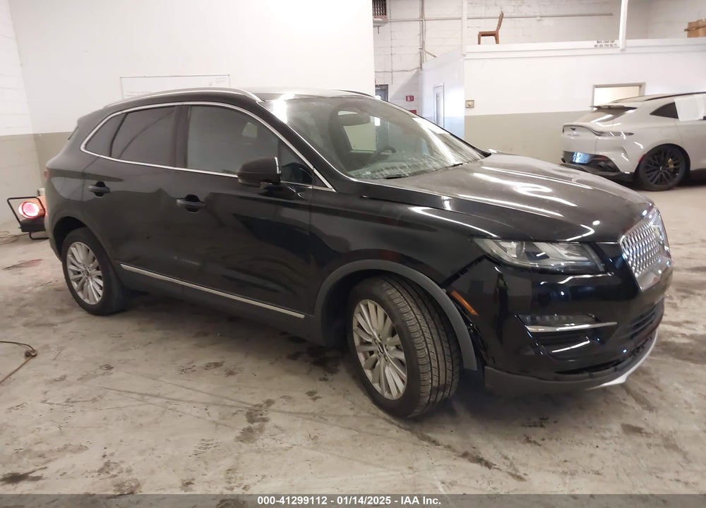 2019 LINCOLN MKC STANDARD VIN: 5LMCJ1C99KUL50046