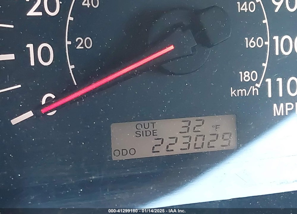 2006 TOYOTA COROLLA LE VIN: 2T1BR32E56C608023