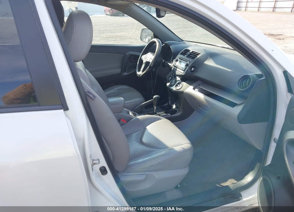 2012 TOYOTA RAV4 LIMITED V6 VIN: 2T3DK4DV0CW090677