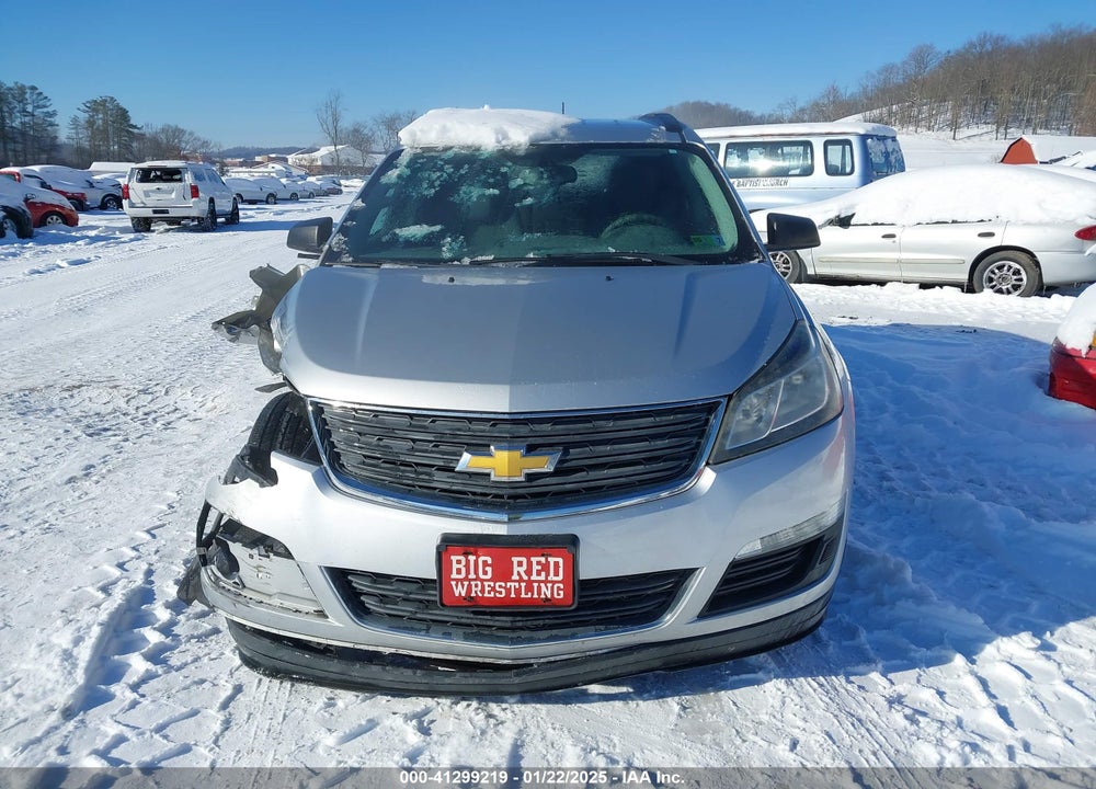 2013 CHEVROLET TRAVERSE LS VIN: 1GNKVFKD1DJ104162