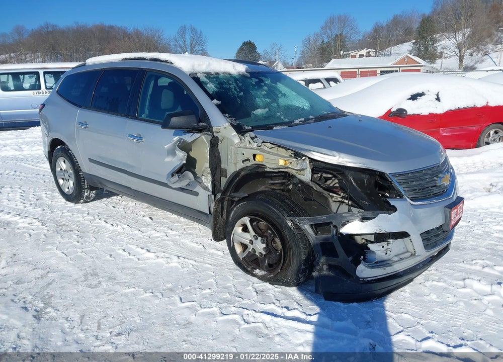 2013 CHEVROLET TRAVERSE LS VIN: 1GNKVFKD1DJ104162