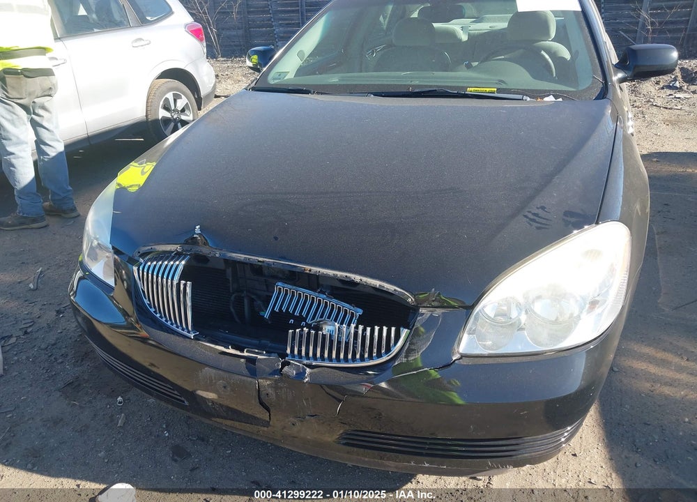 2008 BUICK LUCERNE CX VIN: 1G4HP572X8U112744
