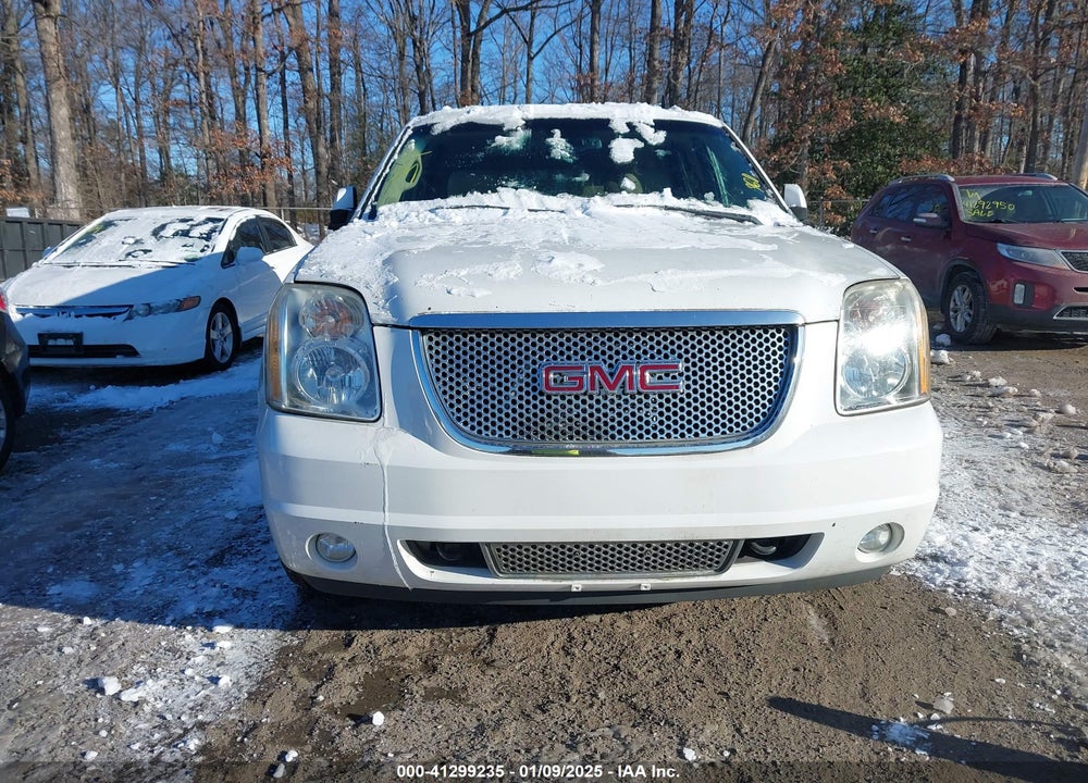 2008 GMC YUKON XL 1500 DENALI VIN: 1GKFK66808J137955