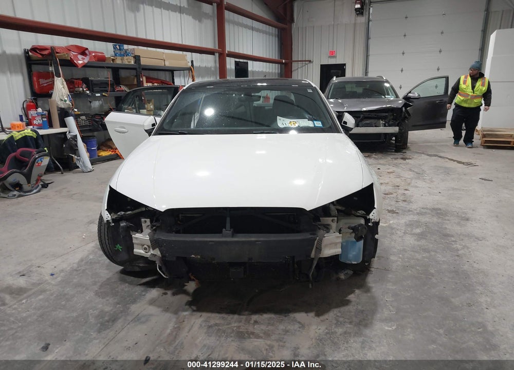 2019 AUDI A3 40 PREMIUM/40 TITANIUM PREMIUM VIN: WAUAUGFF8K1013893