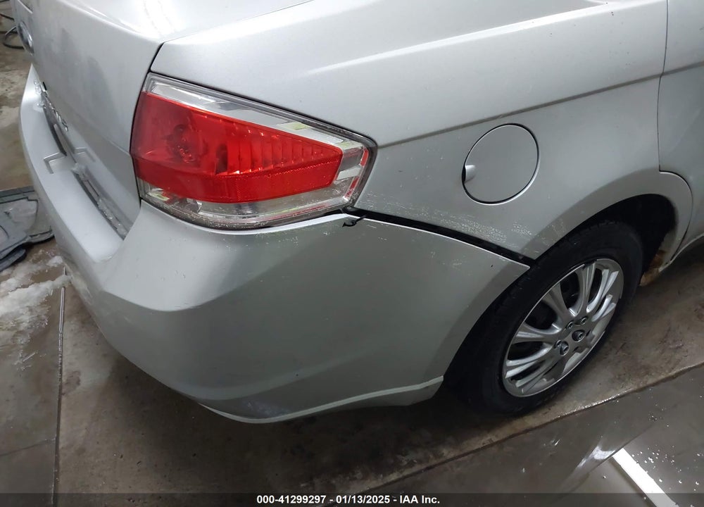 2009 FORD FOCUS S VIN: 1FAHP34N99W184134