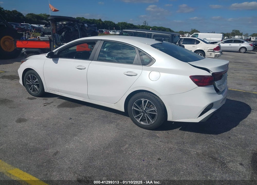 2022 KIA FORTE LXS VIN: 3KPF24AD5NE437522