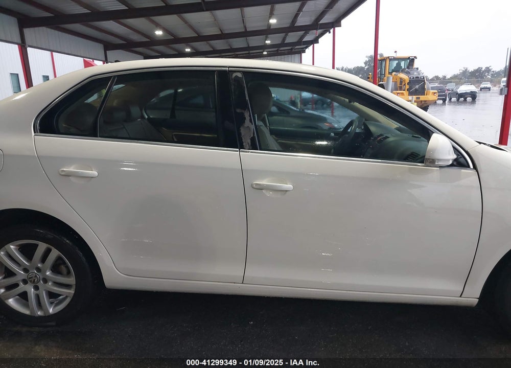 2007 VOLKSWAGEN JETTA 2.5 VIN: 3VWRG71K77M118482