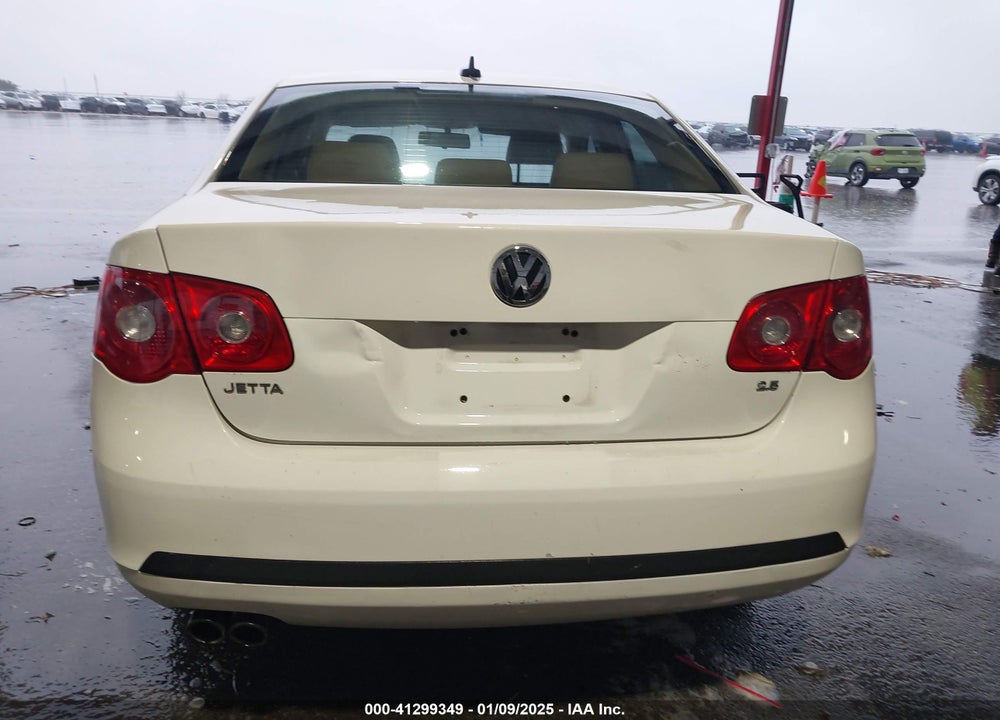 2007 VOLKSWAGEN JETTA 2.5 VIN: 3VWRG71K77M118482