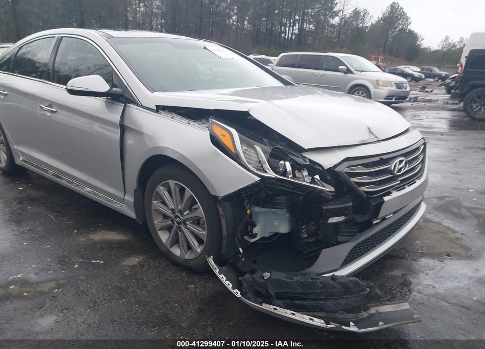 2016 HYUNDAI SONATA VIN: 5NPE34AFXGH379447