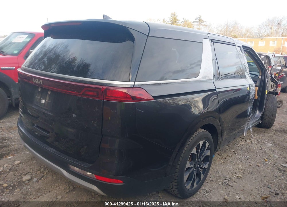 2022 KIA CARNIVAL MPV EX VIN: KNDNC5H33N6093416