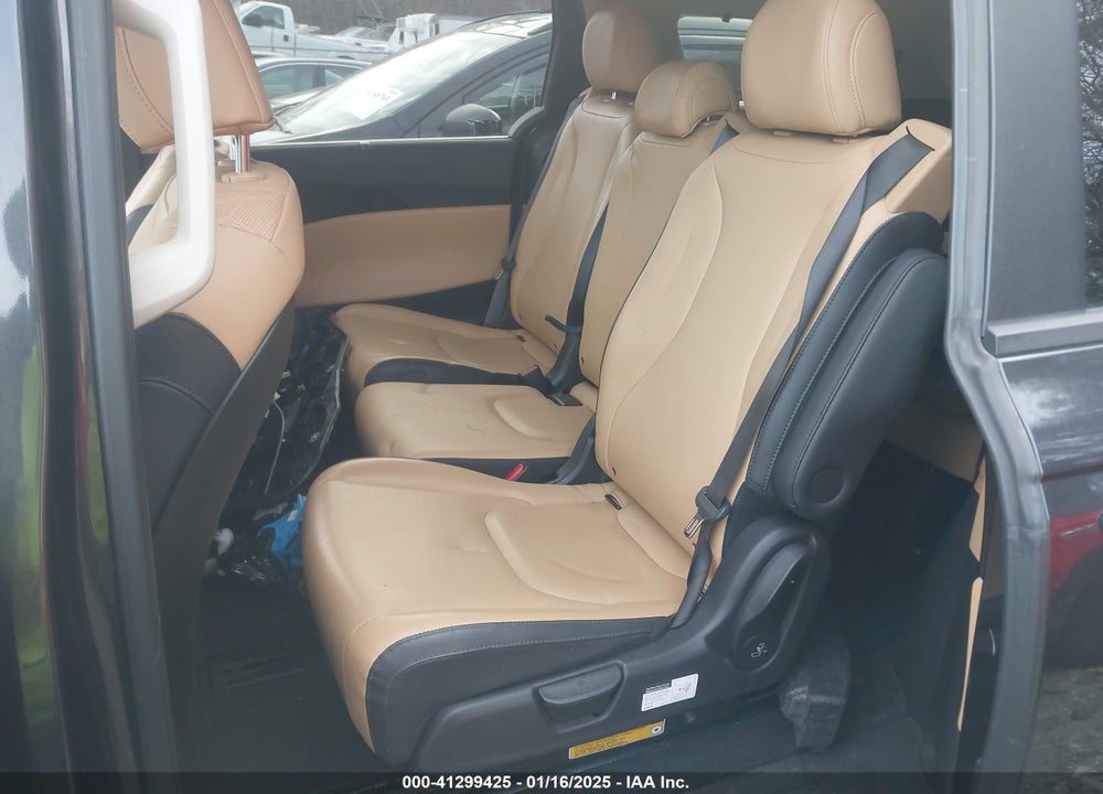 2022 KIA CARNIVAL MPV EX VIN: KNDNC5H33N6093416