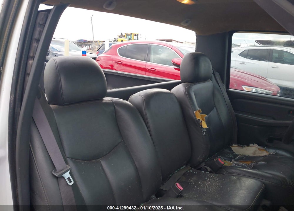 2005 CHEVROLET SILVERADO 1500 WORK TRUCK VIN: 1GCEC14V95Z147431
