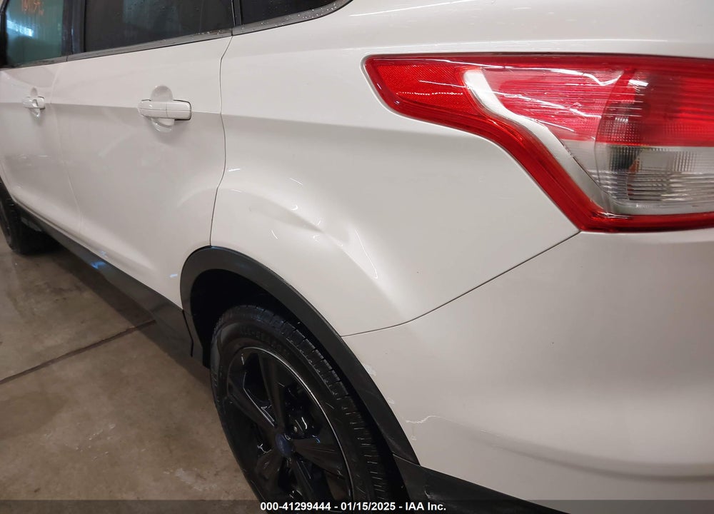 2016 FORD ESCAPE SE VIN: 1FMCU0G78GUA25540