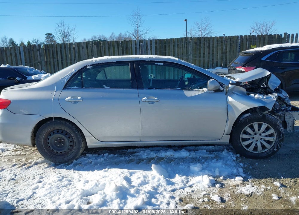 2013 TOYOTA COROLLA LE VIN: 2T1BU4EE0DC058257