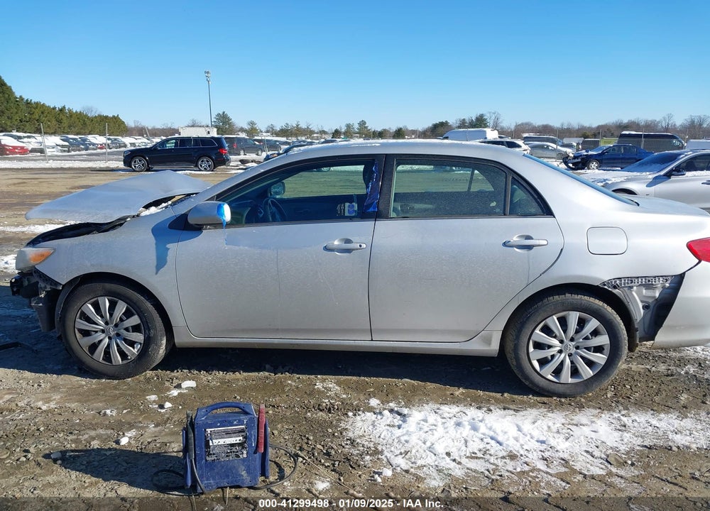 2013 TOYOTA COROLLA LE VIN: 2T1BU4EE0DC058257