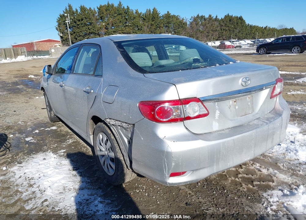 2013 TOYOTA COROLLA LE VIN: 2T1BU4EE0DC058257