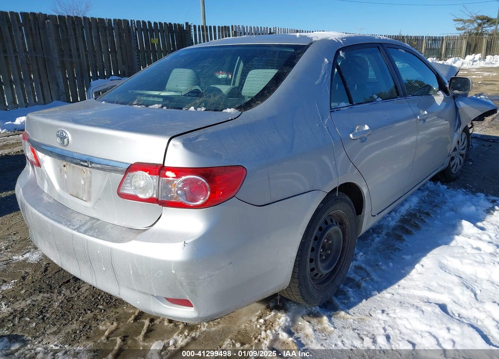 2013 TOYOTA COROLLA LE VIN: 2T1BU4EE0DC058257