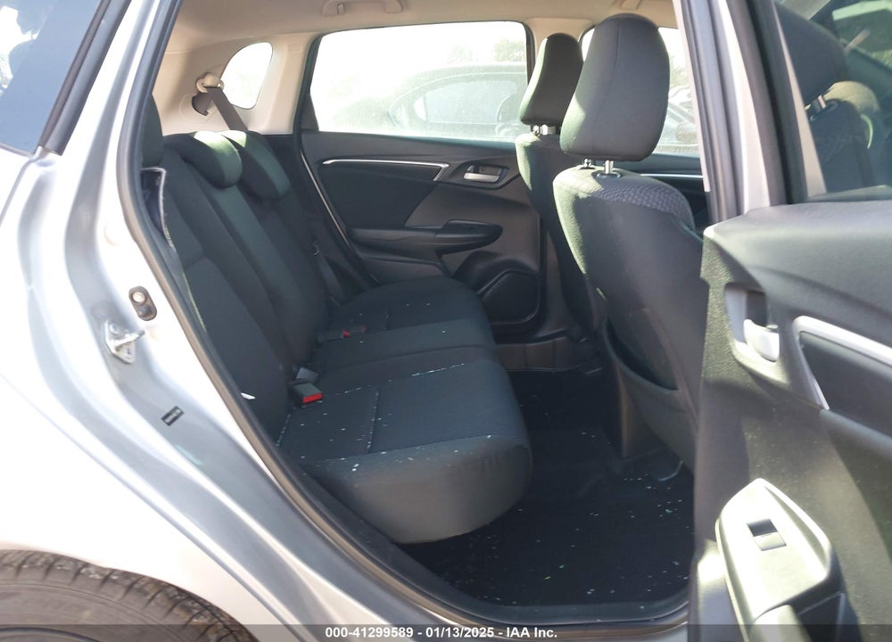 2018 HONDA FIT VIN: 3HGGK5H54JM721086