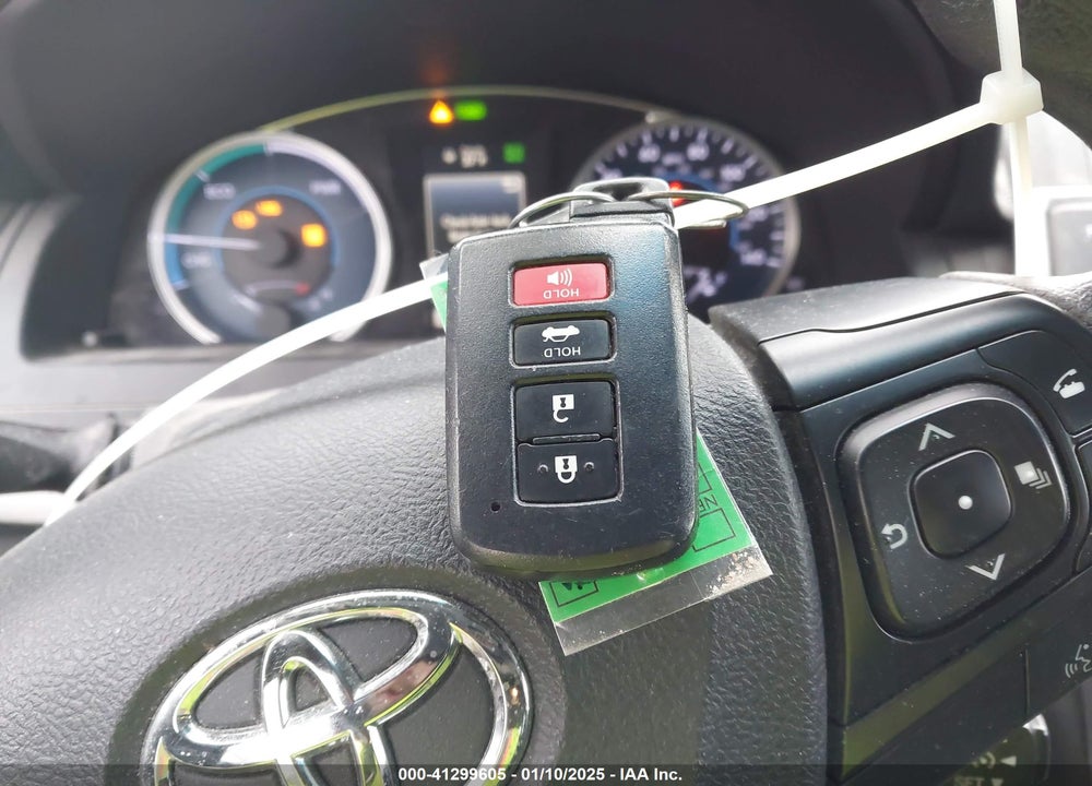 2015 TOYOTA CAMRY HYBRID VIN: 4T1BD1FK3FU170927