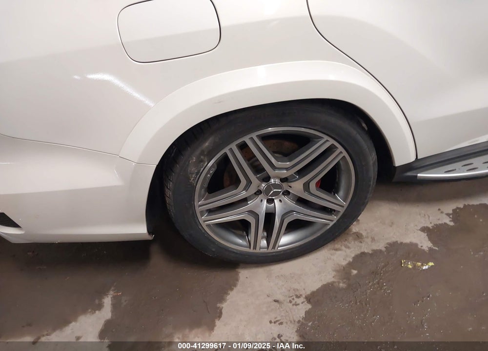 2015 MERCEDES-BENZ GL 63 AMG 4MATIC VIN: 4JGDF7EE8FA448000