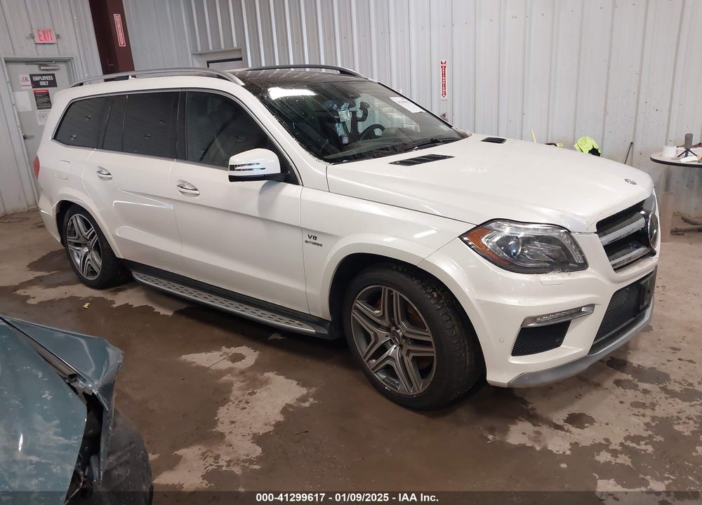 2015 MERCEDES-BENZ GL 63 AMG 4MATIC VIN: 4JGDF7EE8FA448000