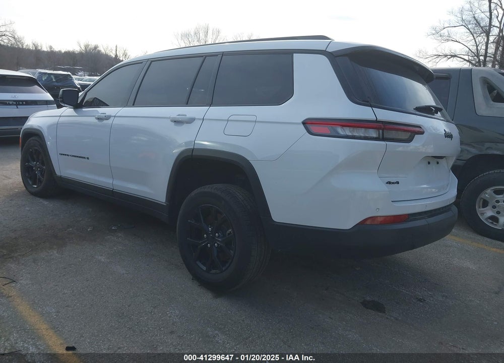 2024 JEEP GRAND CHEROKEE L ALTITUDE 4X4 VIN: 1C4RJKAG3R8549024