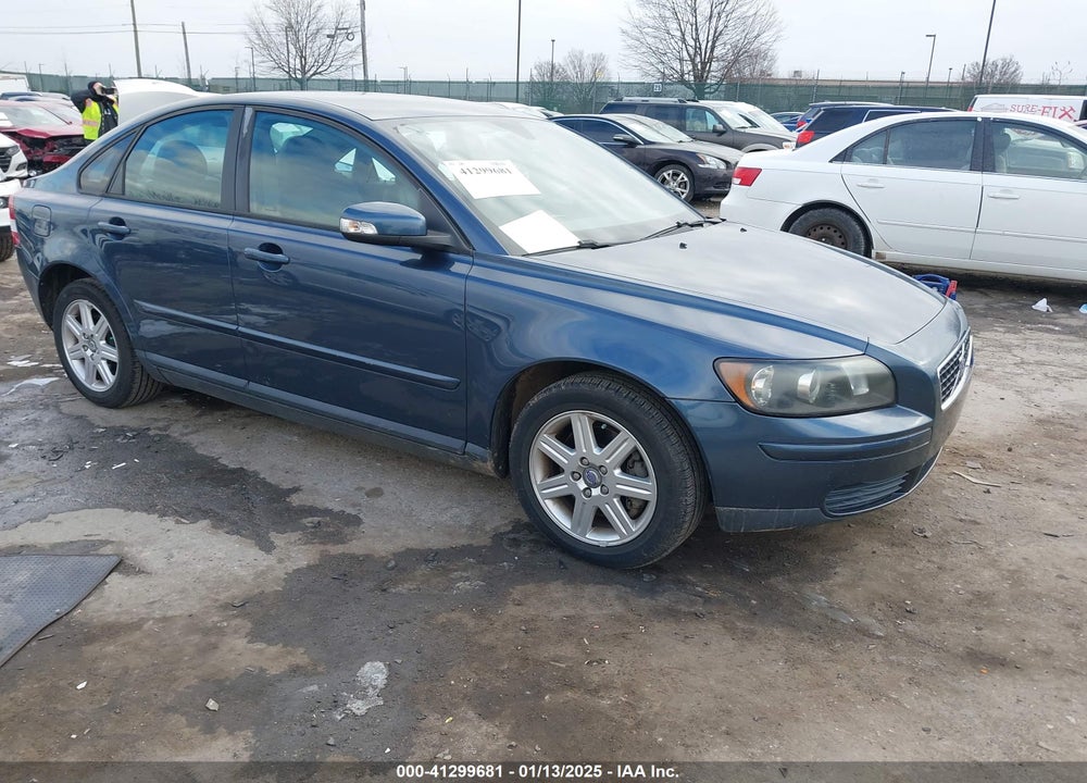 2007 VOLVO S40 2.4I VIN: YV1MS382872296588