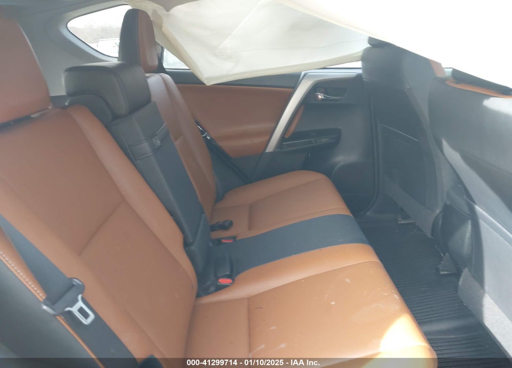 2017 TOYOTA RAV4 HYBRID LIMITED VIN: JTMDJREV4HD076204