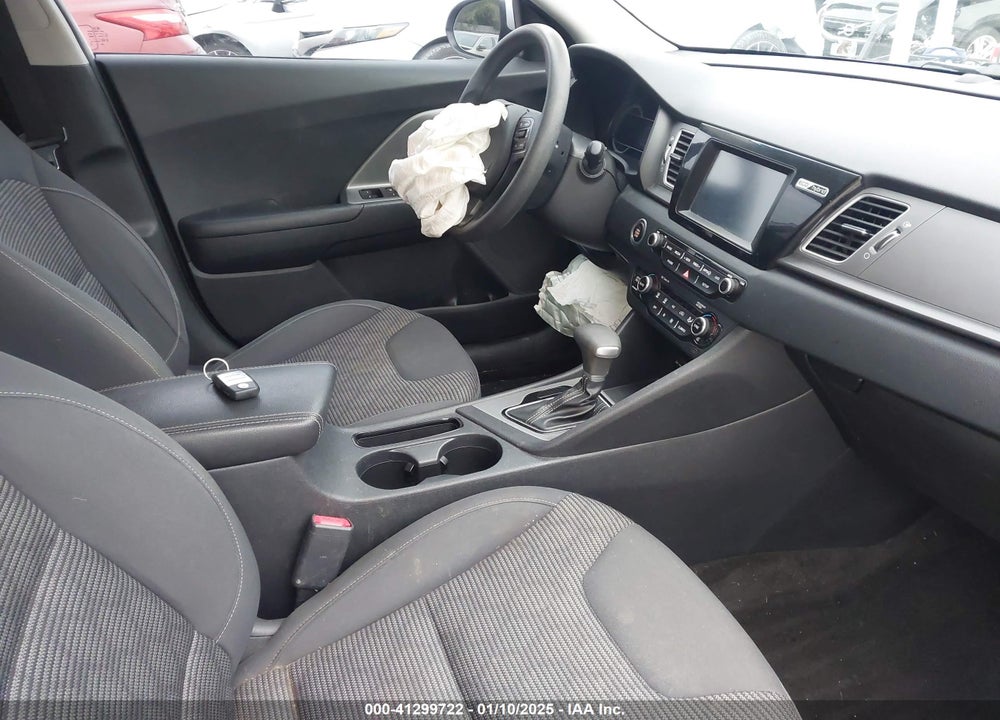 2017 KIA NIRO LX VIN: KNDCB3LC2H5048502