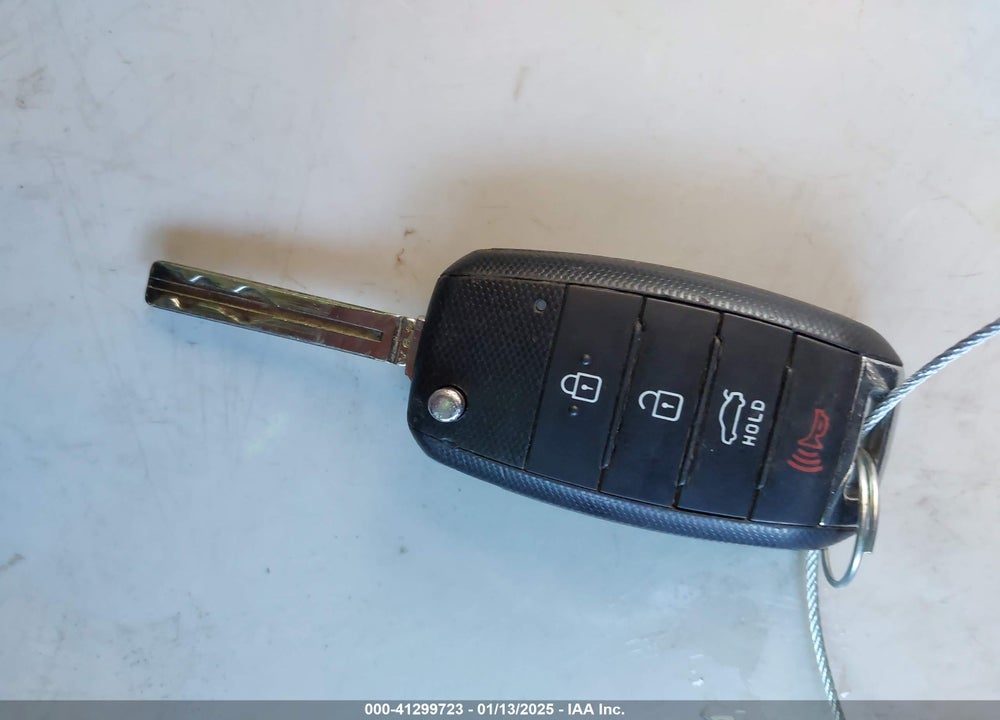 2015 KIA OPTIMA VIN: KNAGM4A79F5531065