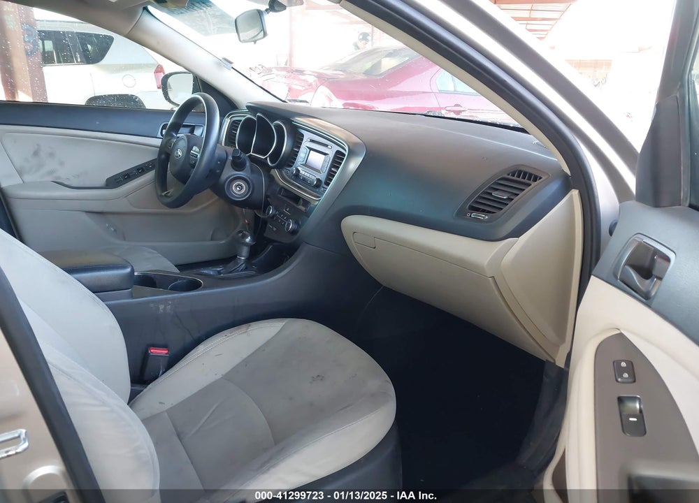 2015 KIA OPTIMA VIN: KNAGM4A79F5531065