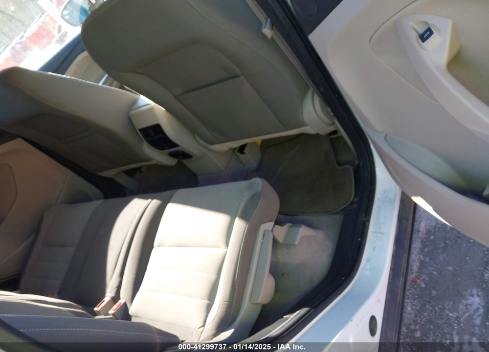 2013 FORD ESCAPE SE VIN: 1FMCU0GX9DUA38390
